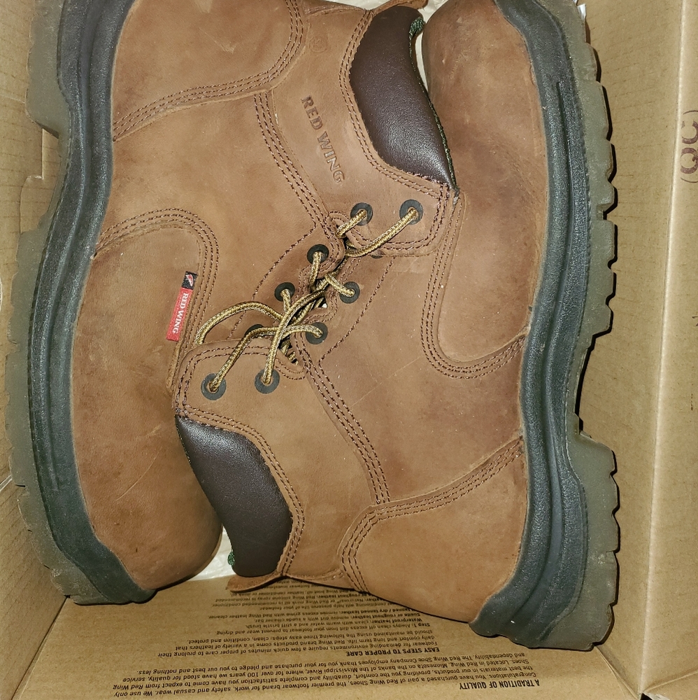 Red Wing King Toe work boots (with box)